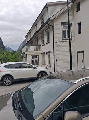 Et billede, der indeholder udendrs, kretj, Landkretj, vindue

AI-genereret indhold kan vre ukorrekt.