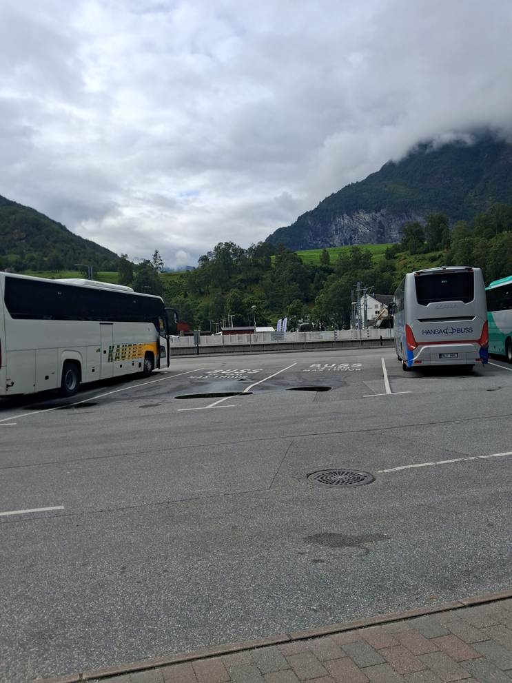 Et billede, der indeholder udendrs, Landkretj, kretj, vej/gade

AI-genereret indhold kan vre ukorrekt.