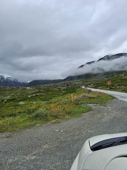 Et billede, der indeholder udendrs, sky, bil, kretj

AI-genereret indhold kan vre ukorrekt.
