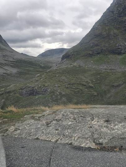 Et billede, der indeholder sky, udendrs, natur, hjland

AI-genereret indhold kan vre ukorrekt.