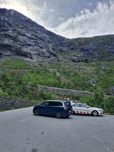 Et billede, der indeholder udendrs, kretj, Landkretj, hjul

AI-genereret indhold kan vre ukorrekt.