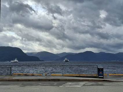 Et billede, der indeholder sky, udendrs, s, vand

AI-genereret indhold kan vre ukorrekt.